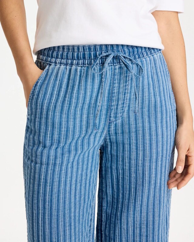 Lightweight Wide-Leg Stripe Cropped Jeans - image 4